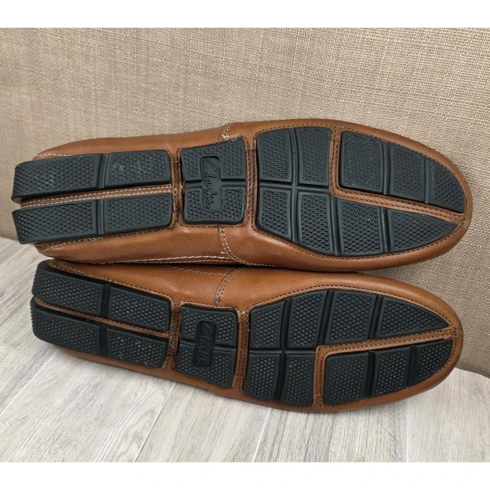 Clarks Ashmont Race Mens 9.5M Light Tan Leather Driving Moccasin Loafers Shoes